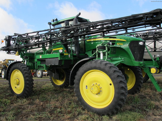 2009 John Deere 4730