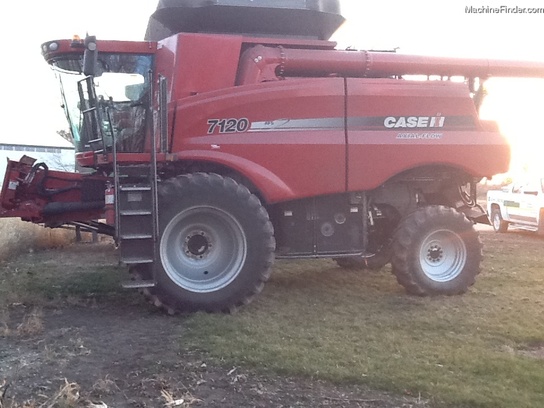 2011 Case IH 7120