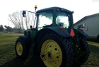 2011 John Deere 7330