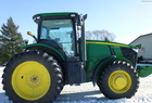 2011 John Deere 7230R