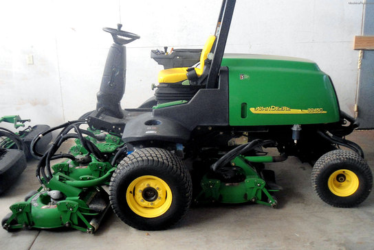 2007 John Deere 3245C
