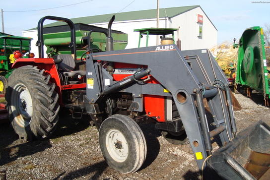 1999 Massey - Ferguson 271