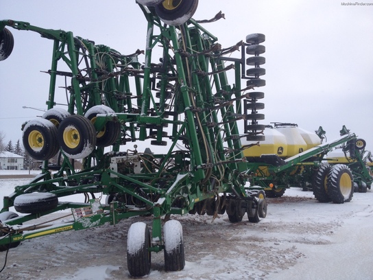 2007 John Deere 1830