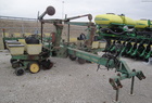  John Deere 7000