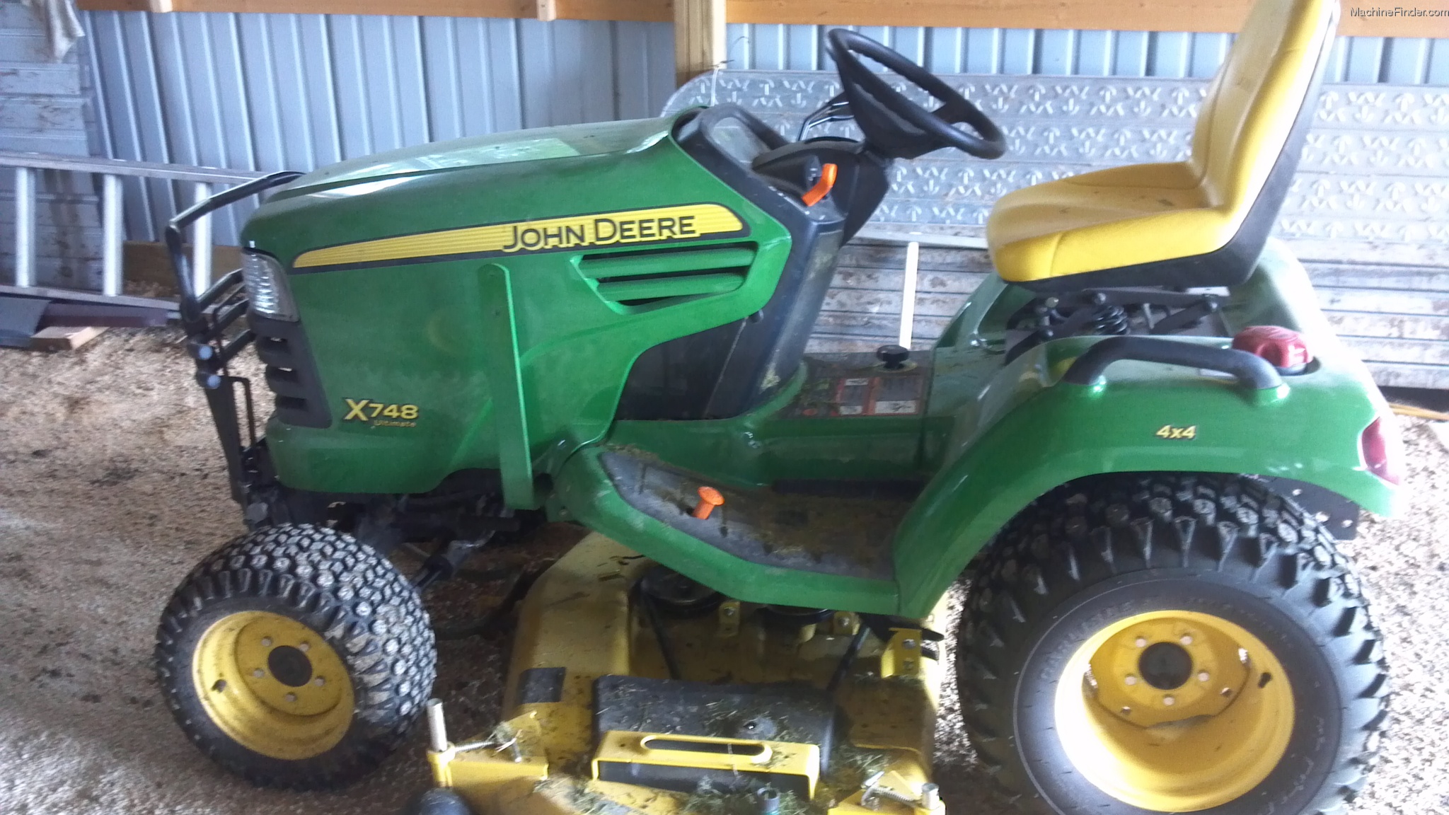 2011 John Deere X748 Lawn & Garden and Commercial Mowing John Deere