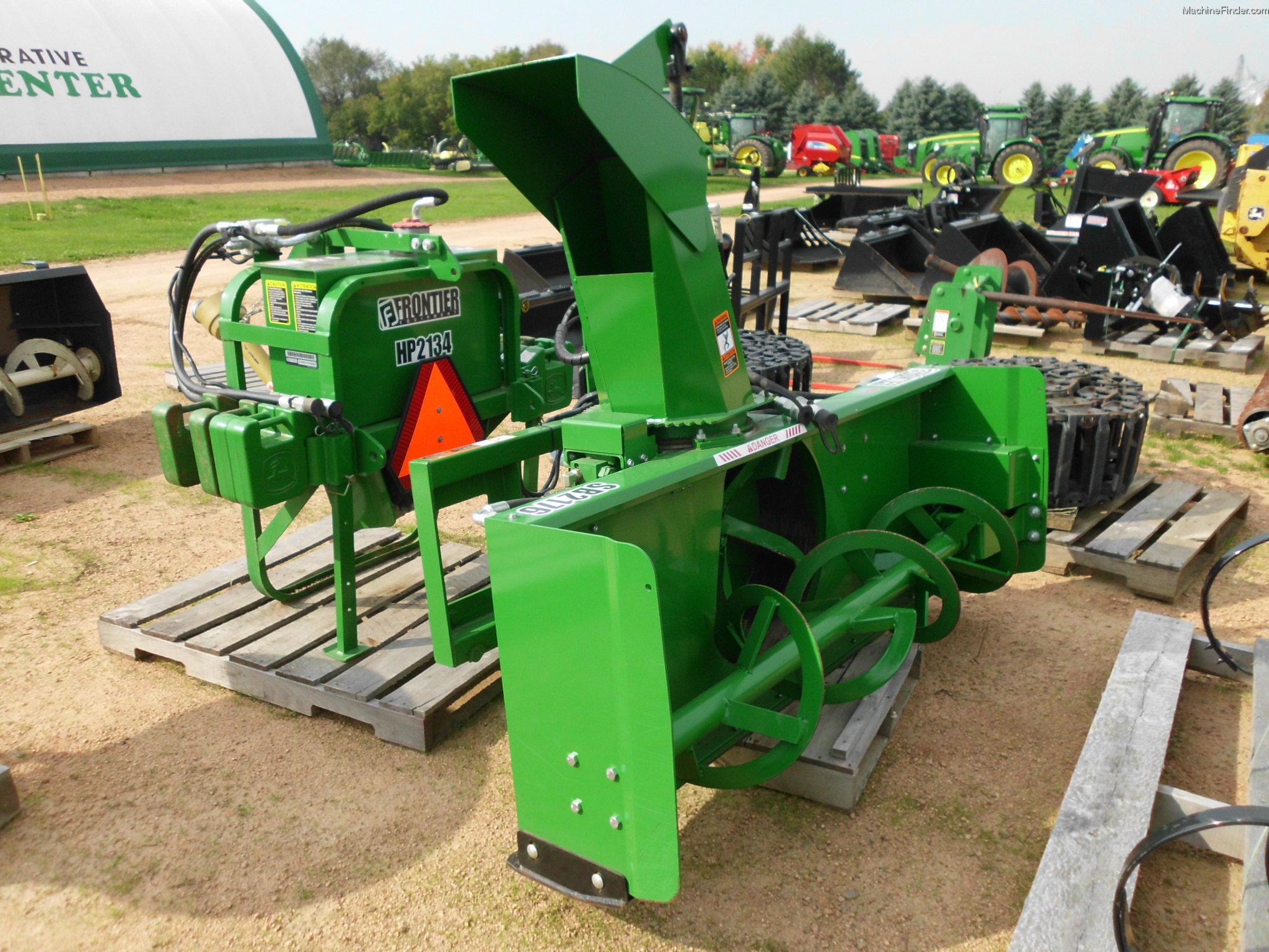 2010 Frontier SB2176 Tractors Compact (140hp.) John Deere