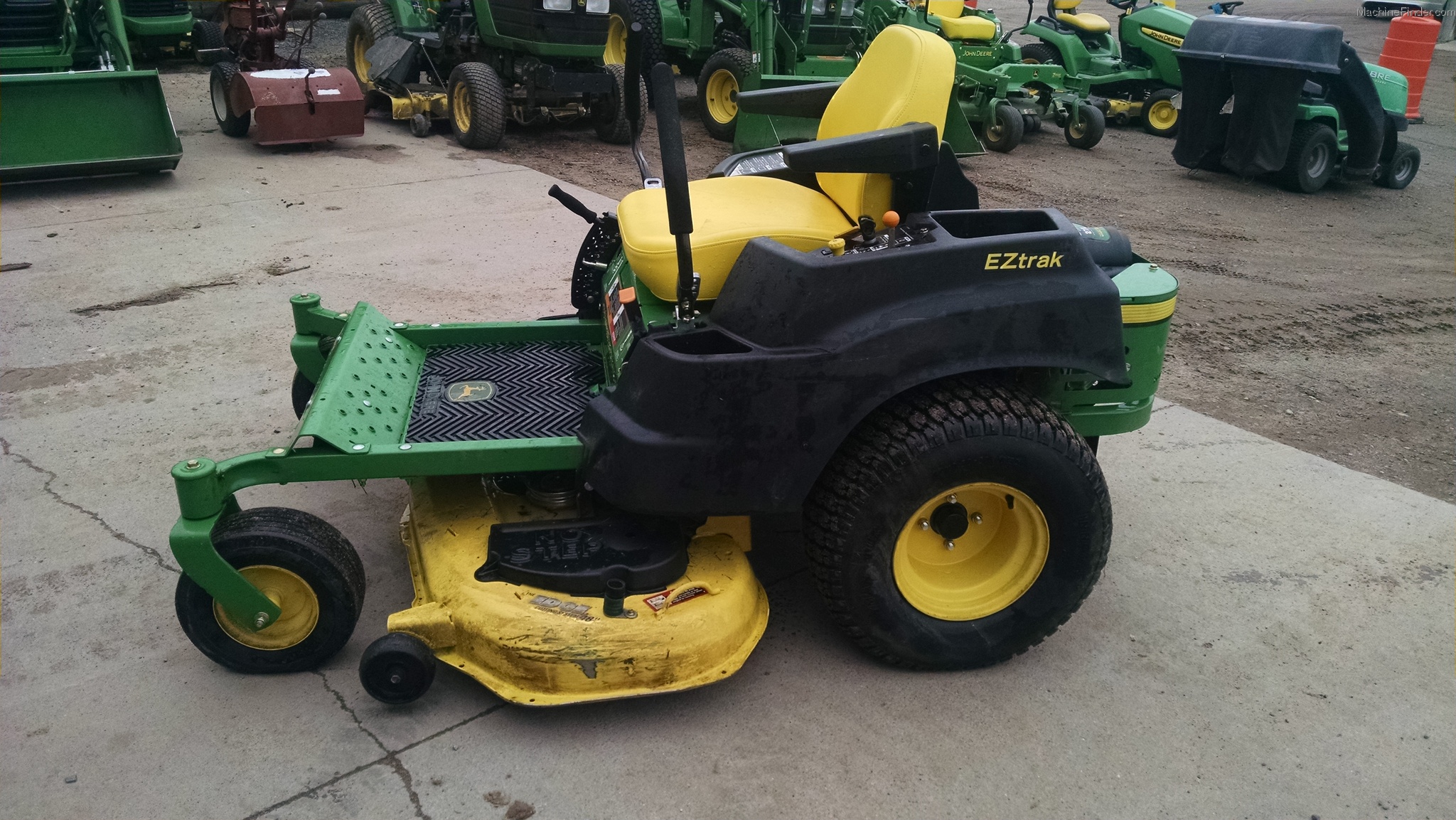 2011 John Deere Z445 Lawn & Garden and Commercial Mowing John Deere MachineFinder