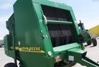 2001 John Deere 567