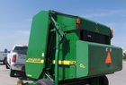 2001 John Deere 567