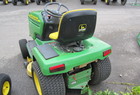 1997 John Deere 345 Tracteur de jardin / Garden tractor