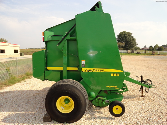 2008 John Deere 568