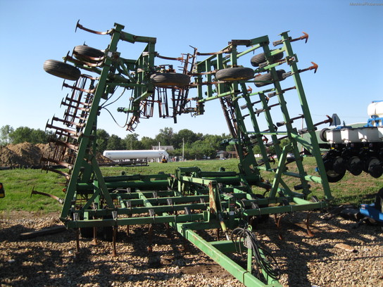 John Deere 980