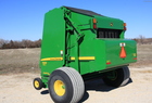 2009 John Deere 568