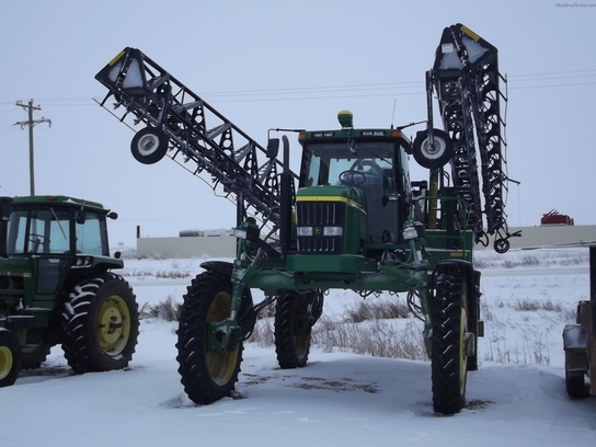 2002 John Deere 4710
