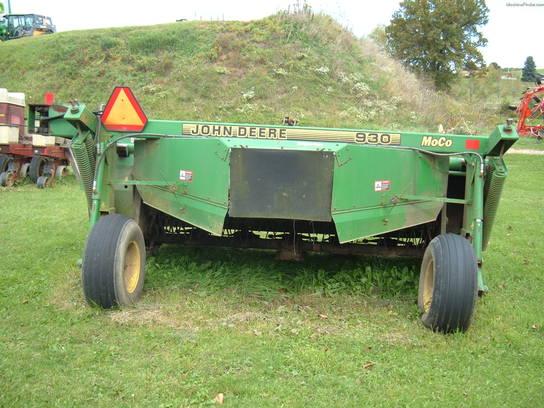 1998 John Deere 930