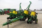 1900 John Deere 7200