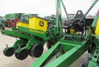 1900 John Deere 7200