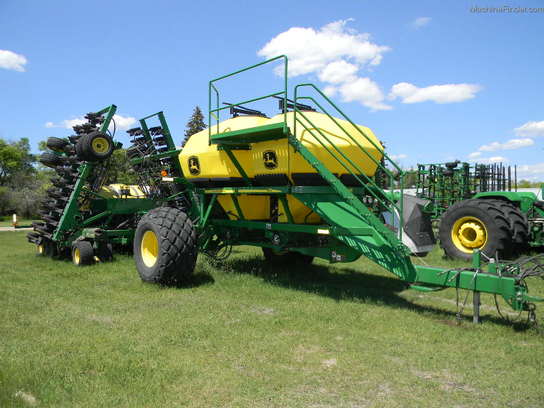 2005 John Deere 1890/1910