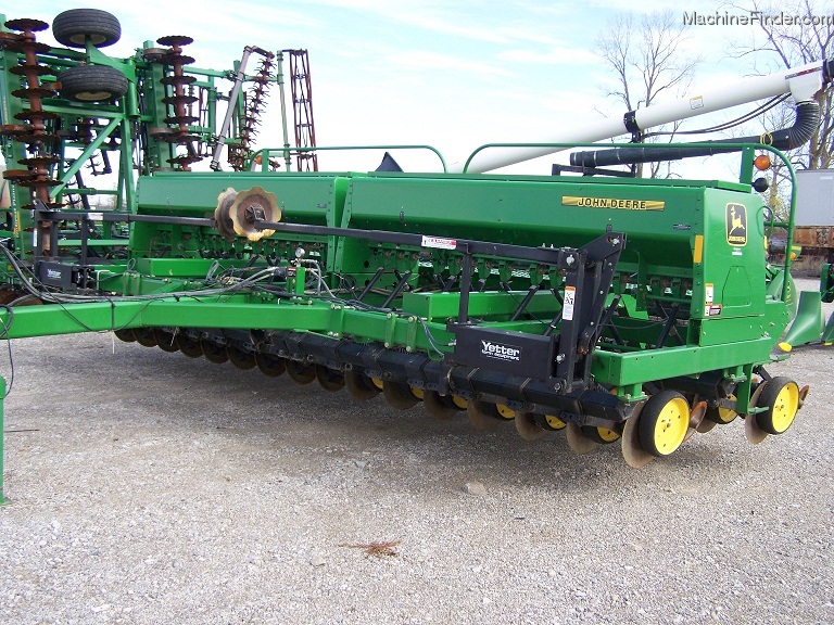 1997 John Deere 750 Planting & Seeding Box Drills John Deere