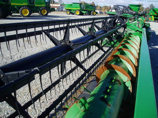 2010 John Deere 635F