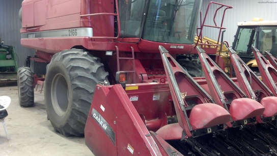 1997 Case IH 2166