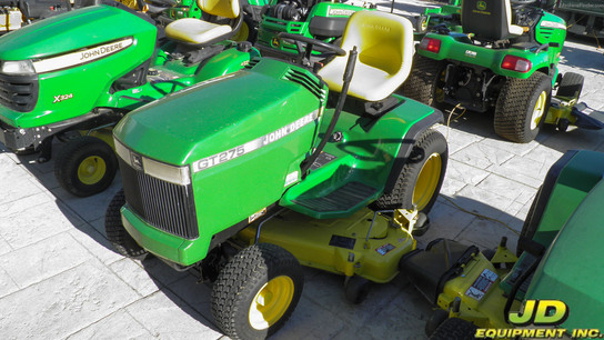 1997 John Deere GT275