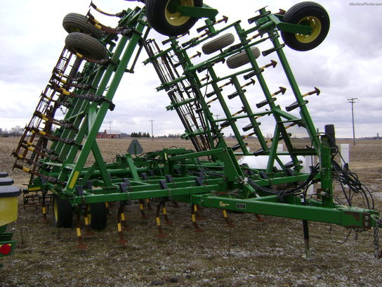 2002 John Deere 980