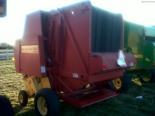 1995 New Holland 640