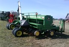  John Deere 750