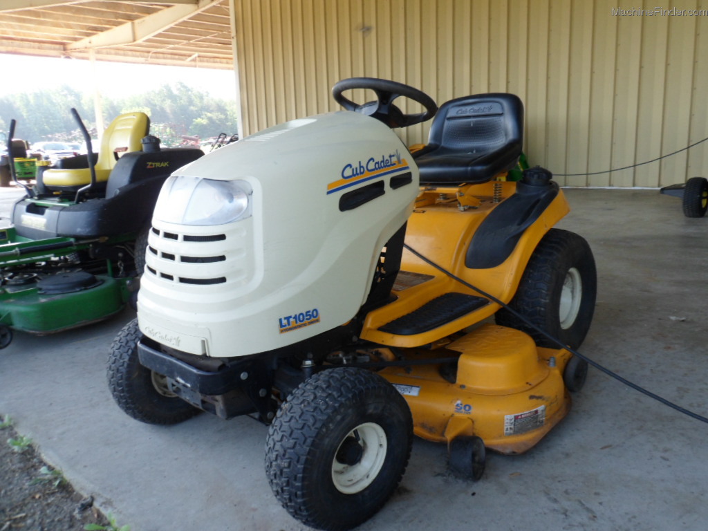 Cub Cadet LT1050 Lawn & Garden and Commercial Mowing John Deere