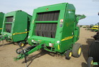 2002 John Deere 567