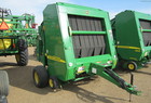 2002 John Deere 567