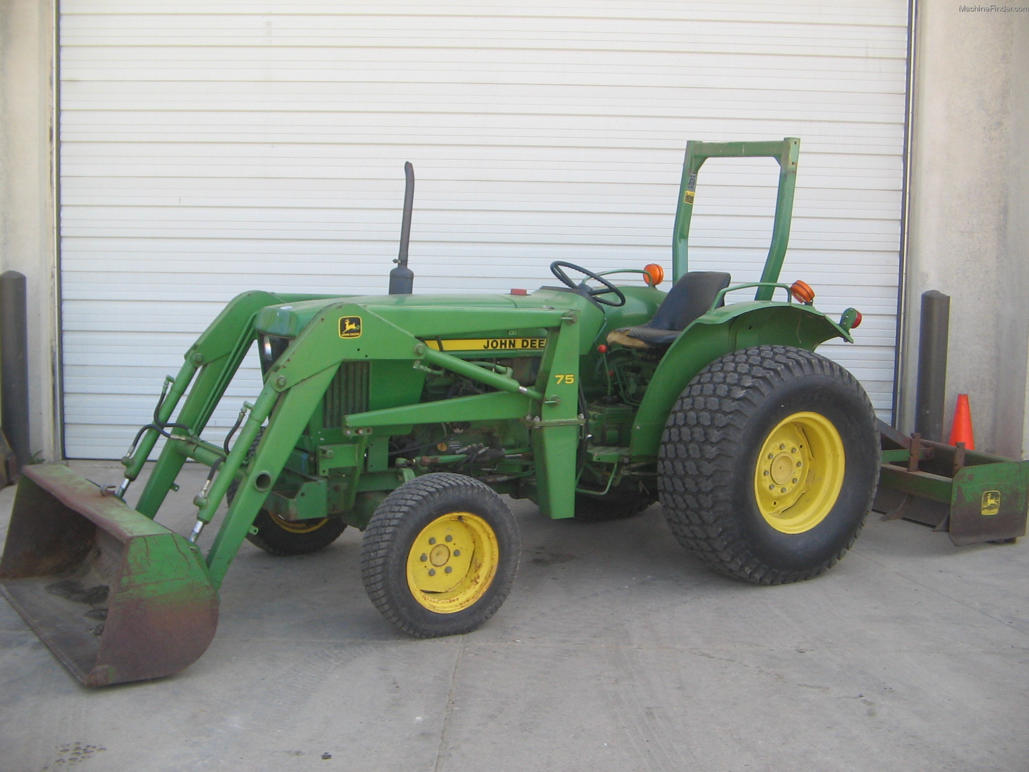 1987 John Deere 1050 Tractors Compact (140hp.) John Deere MachineFinder