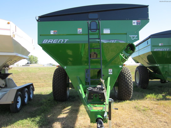 2012 John Deere BRENT 782
