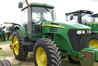 2004 John Deere 7820
