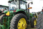 2004 John Deere 7820