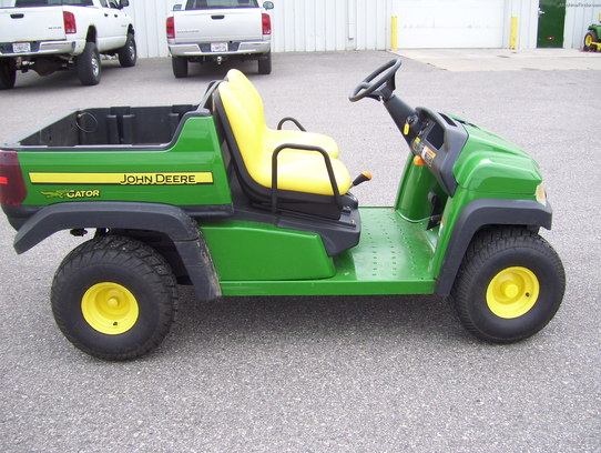 2011 John Deere CX