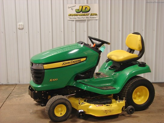 2010 John Deere X320