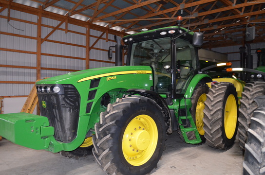2010 John Deere 8295R