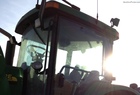 2004 John Deere 7820
