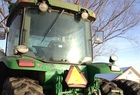 2004 John Deere 7820