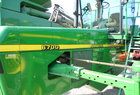 1999 John Deere 6700