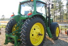 2012 John Deere 7230