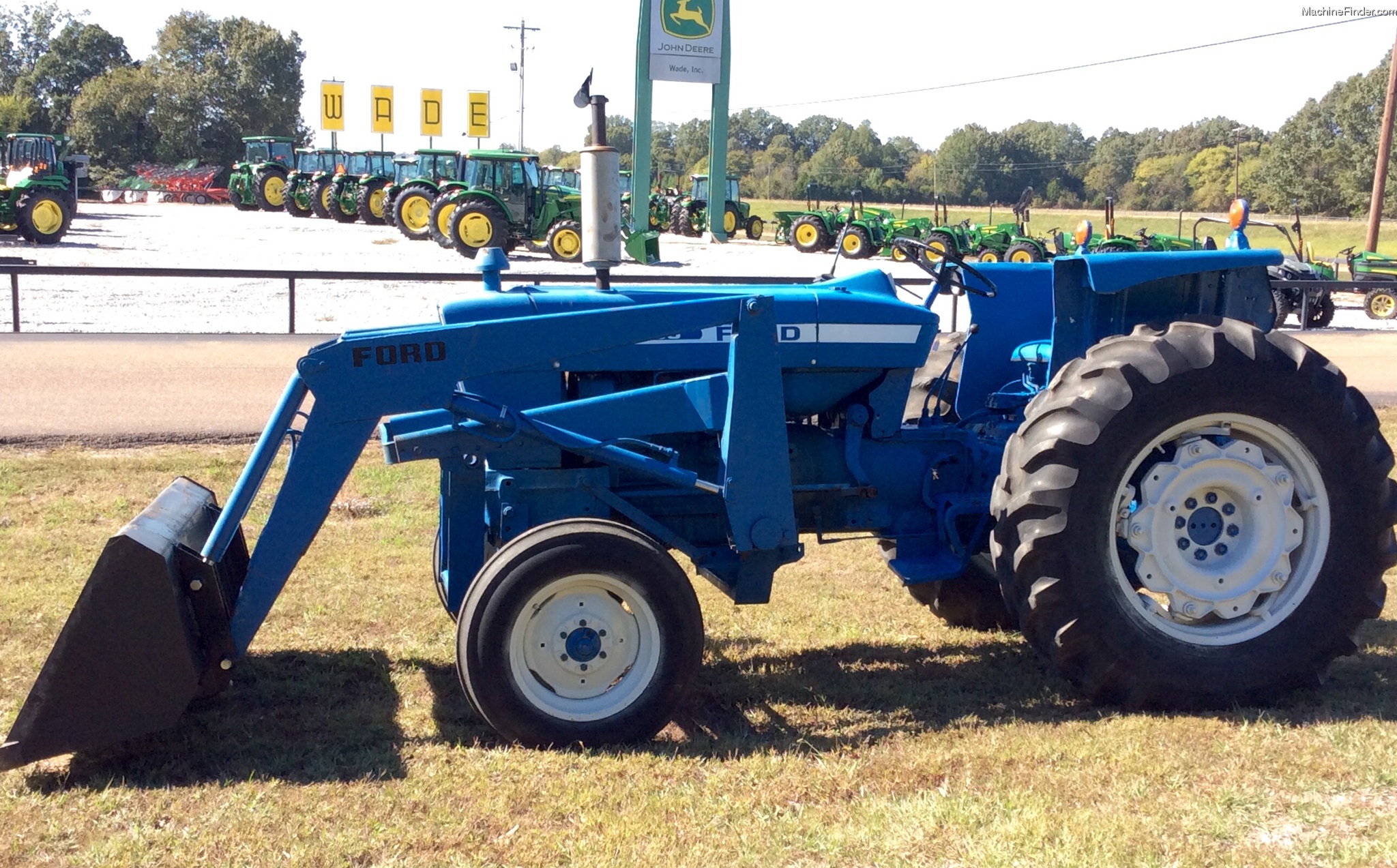 1976 Ford-New Holland 6600 Tractors - Utility (40-100hp) - John Deere 