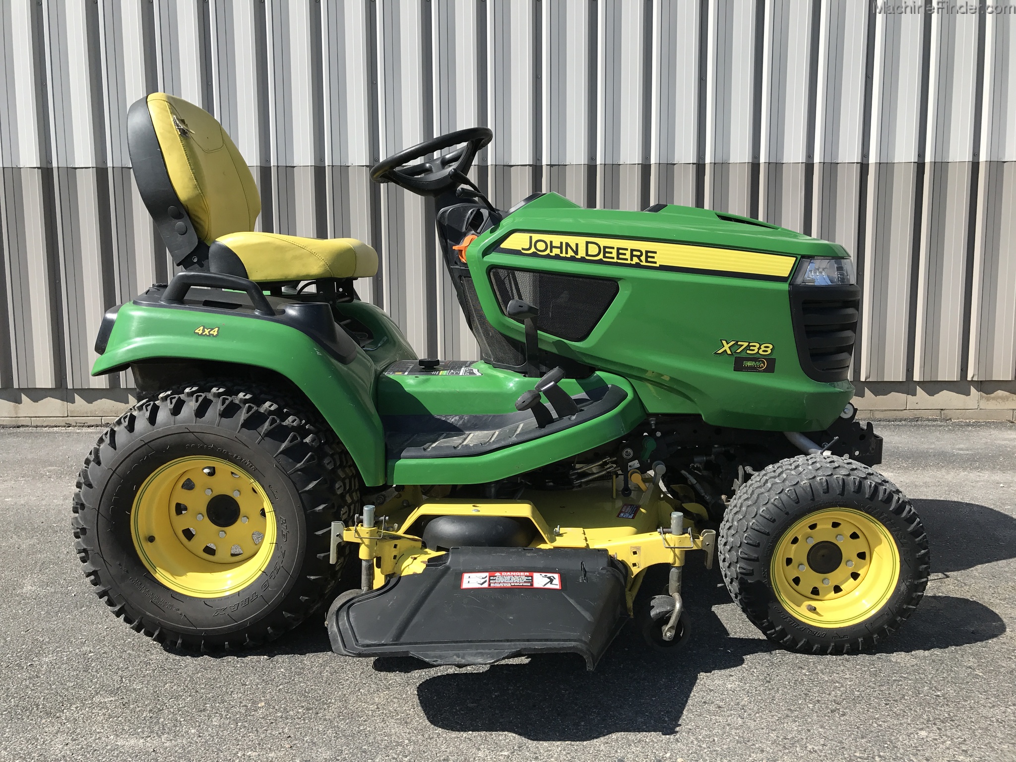 Equipment Details 2015 John Deere X738