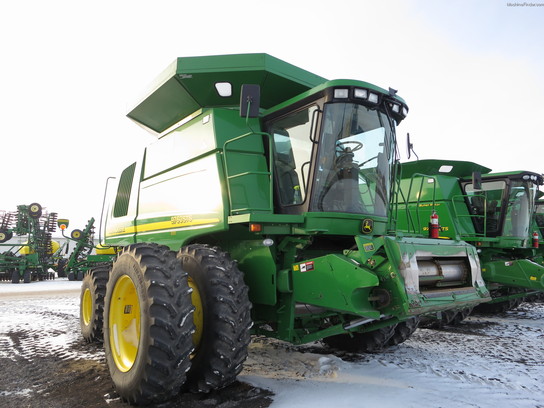 2004 John Deere 9760STS