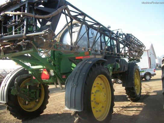 2011 John Deere 4930