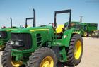 2010 John Deere 6100D