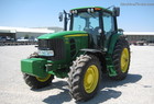 2011 John Deere 7130