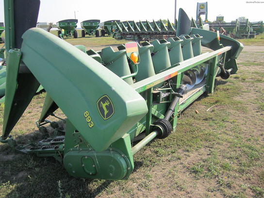 2004 John Deere 893